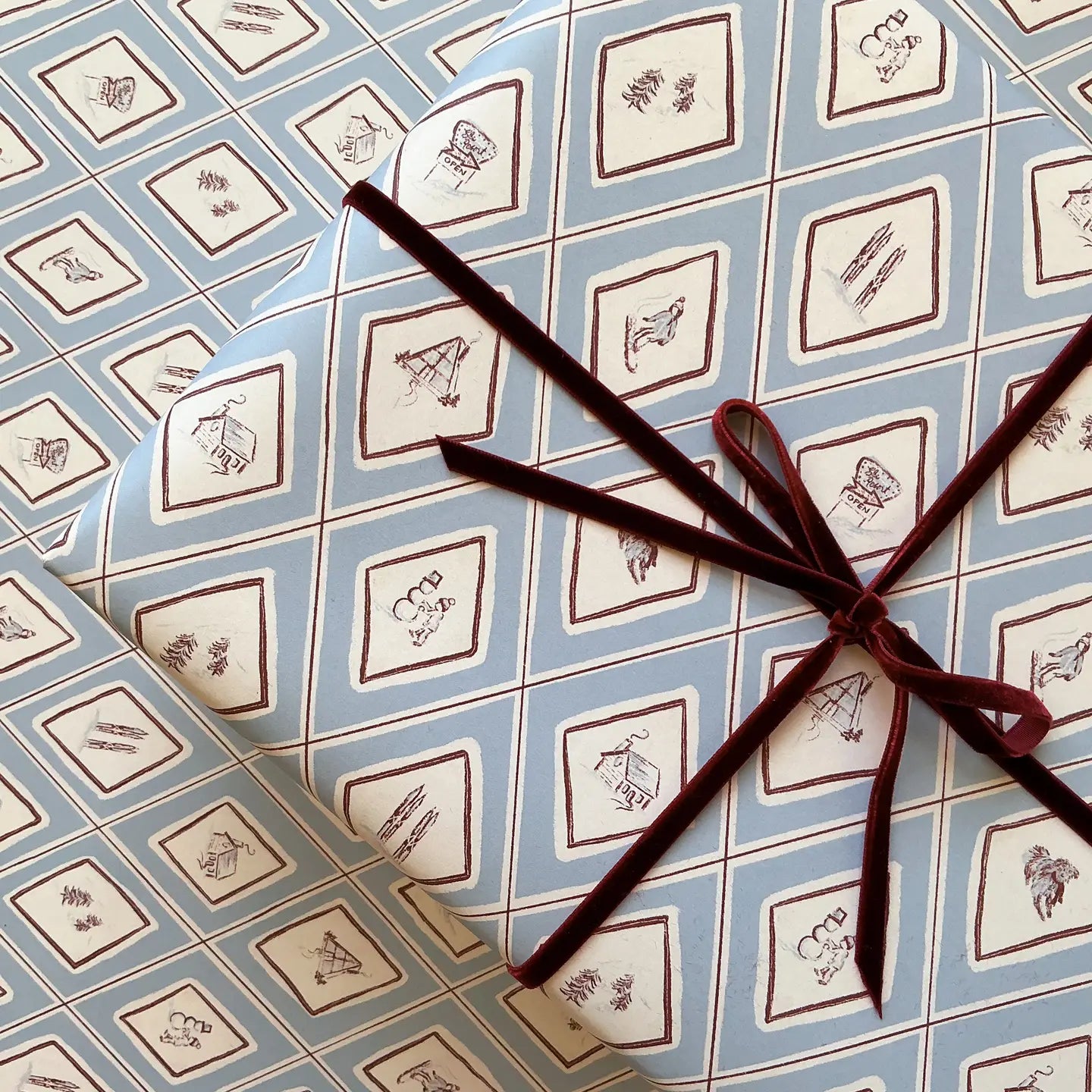 Apres Argyle Gift Wrap
